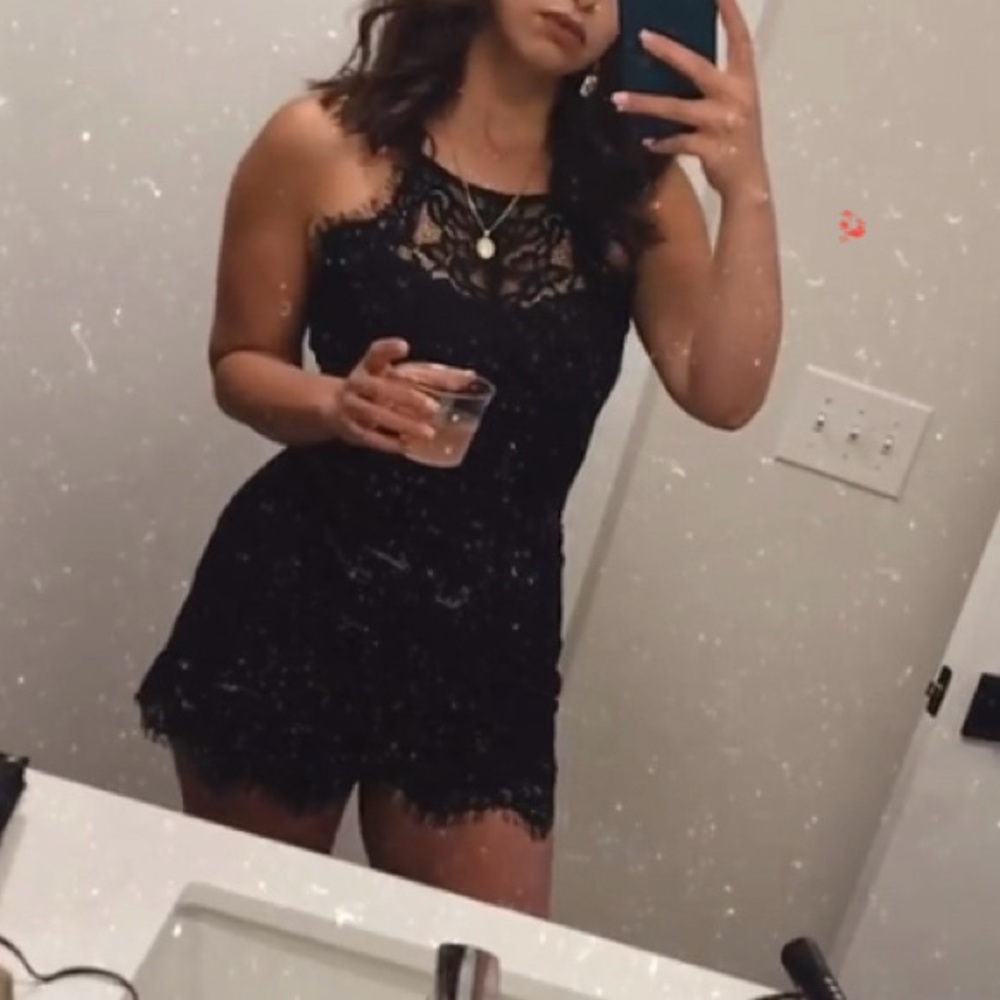 Black romper - Picture 6 of 10